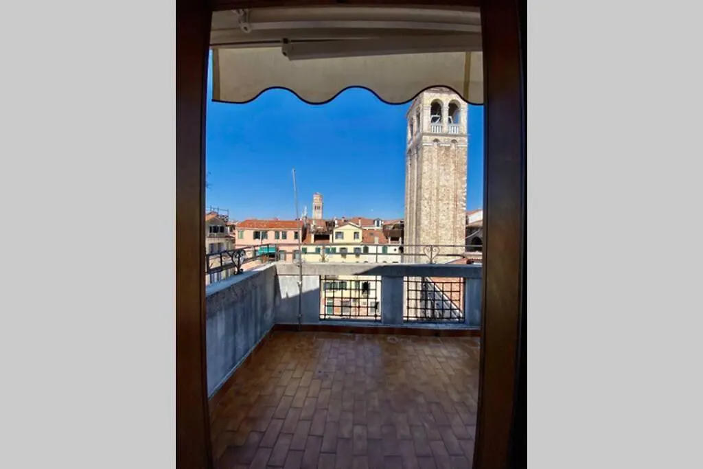 Ca' Silvestro Penthouse With Private Rooftop Apartment Venice