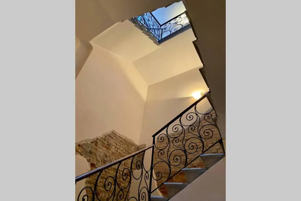 Ca' Silvestro Penthouse With Private Rooftop Apartment Venice