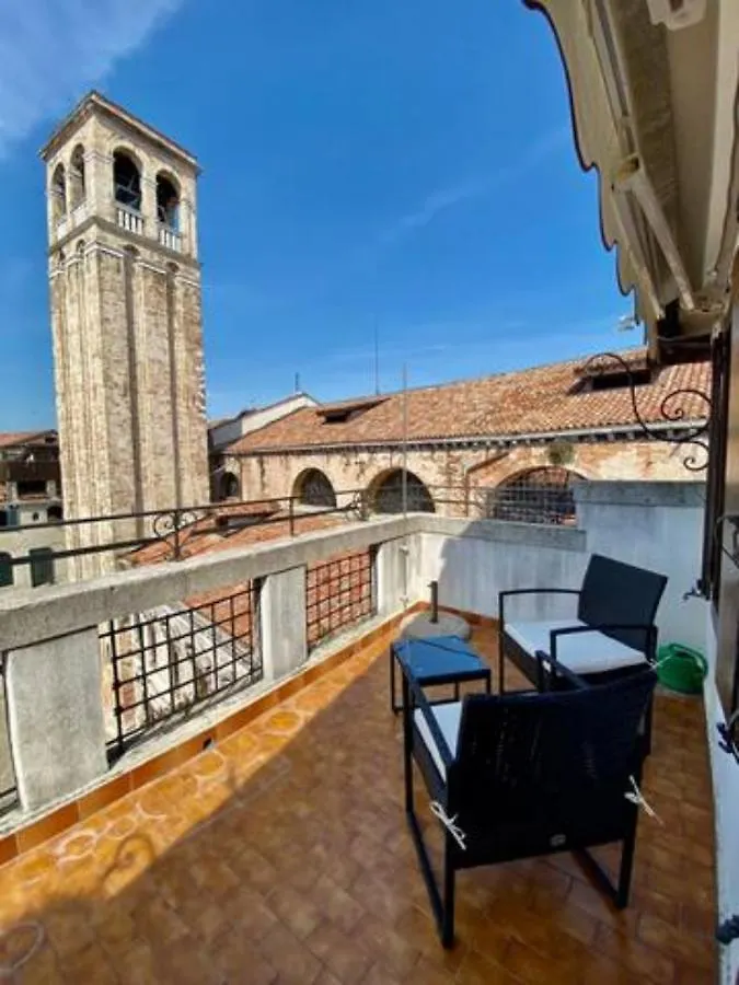 Ca' Silvestro Penthouse With Private Rooftop Apartment Venice