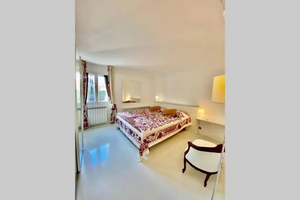 Apartmán Ca' Silvestro Penthouse With Private Rooftop Benátky